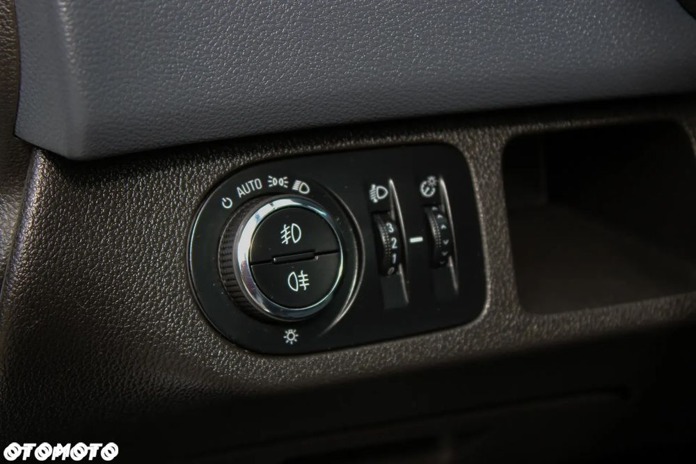 Opel Meriva 1.4 T Cosmo - 33