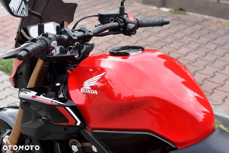 Honda CB - 33