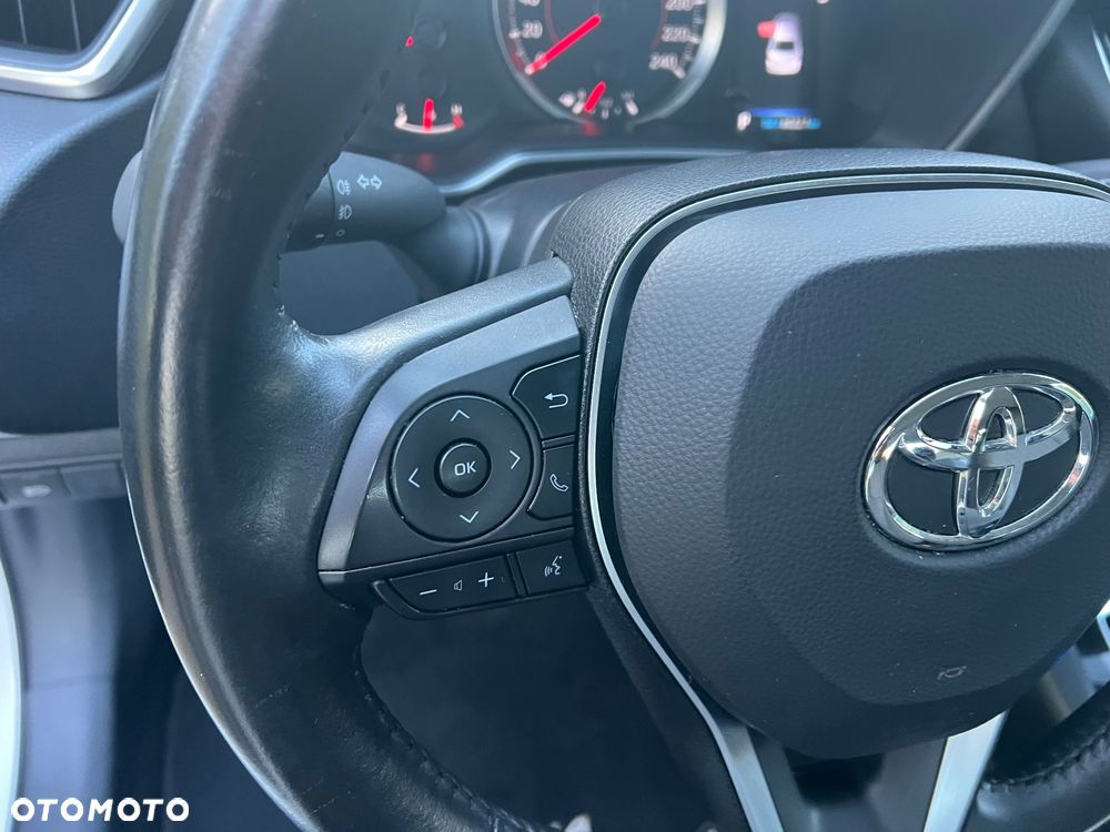 Toyota Corolla - 19