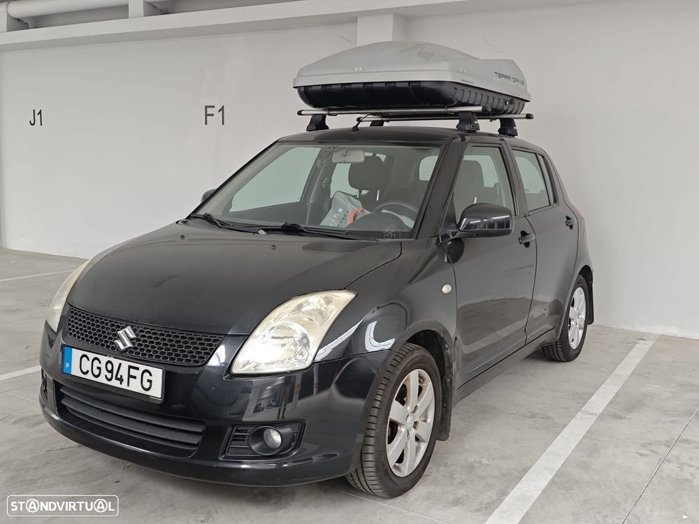 Suzuki Swift 1.3 16V Sport - 1