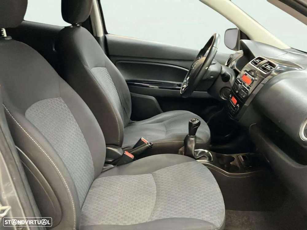 Mitsubishi Space Star 1.2 Intense - 14