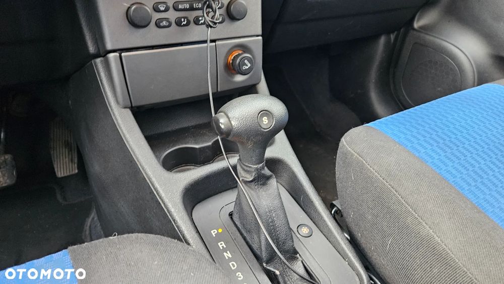 Opel Zafira 1.8 16V Comfort - 10