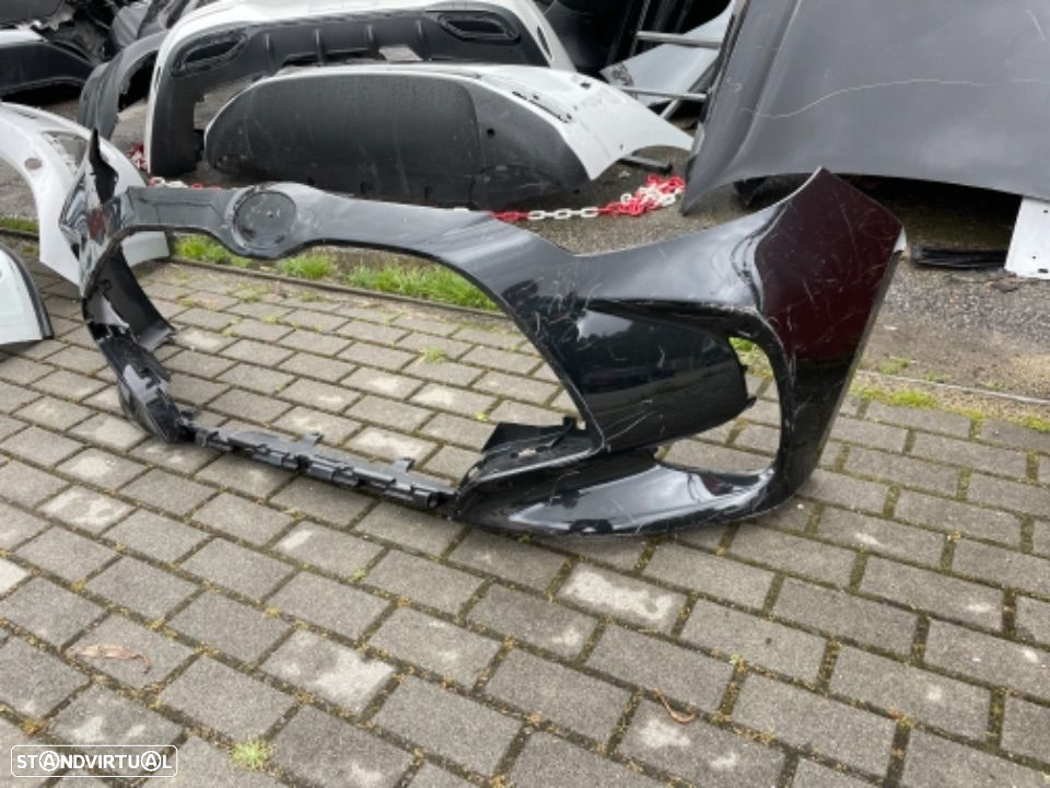 Parachoque toyota yaris - 3