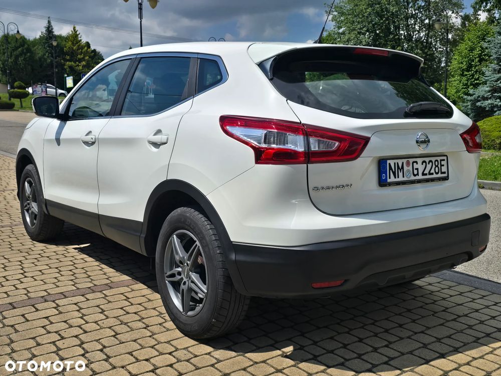 Nissan Qashqai 1.2 DIG-T N-Vision - 7