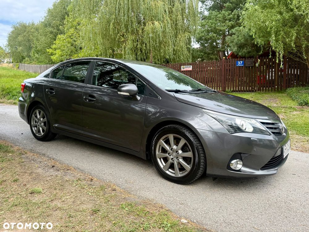 Toyota Avensis 2.2 D-4D Premium - 5