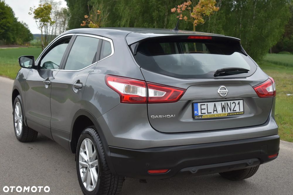 Nissan Qashqai 1.2 DIG-T N-Vision - 9