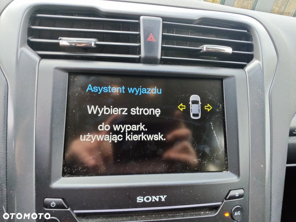 Ford Mondeo 2.0 TDCi Titanium PowerShift - 17