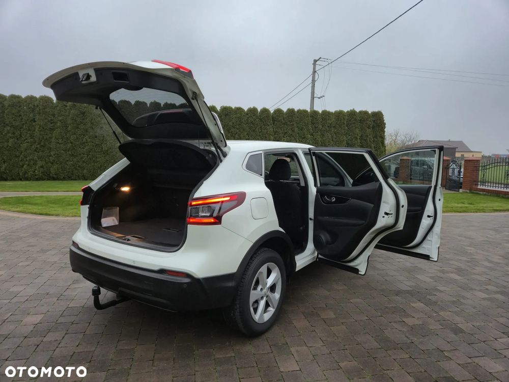 Nissan Qashqai 1.6 DIG-T ACENTA - 17