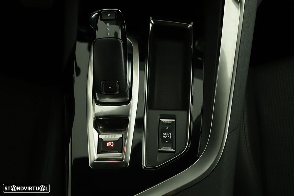 Peugeot 3008 1.2 PureTech GT EAT8 - 13