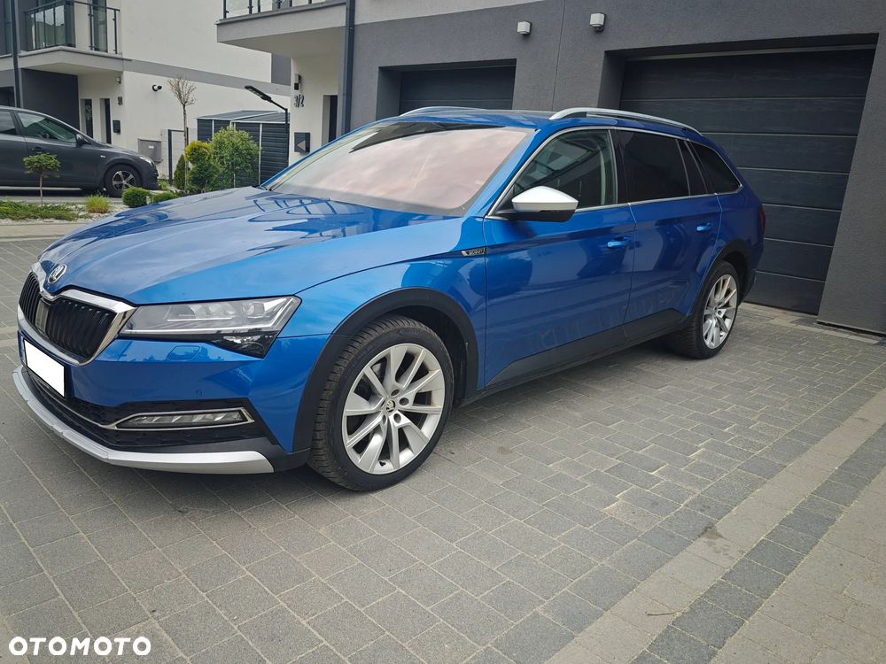 Skoda Superb 2.0 TDI 4x4 DSG Scout - 2