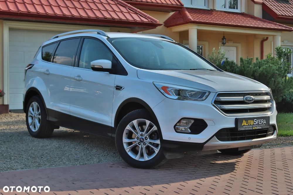 Ford Kuga 2.0 TDCi 2x4 Business Edition - 2