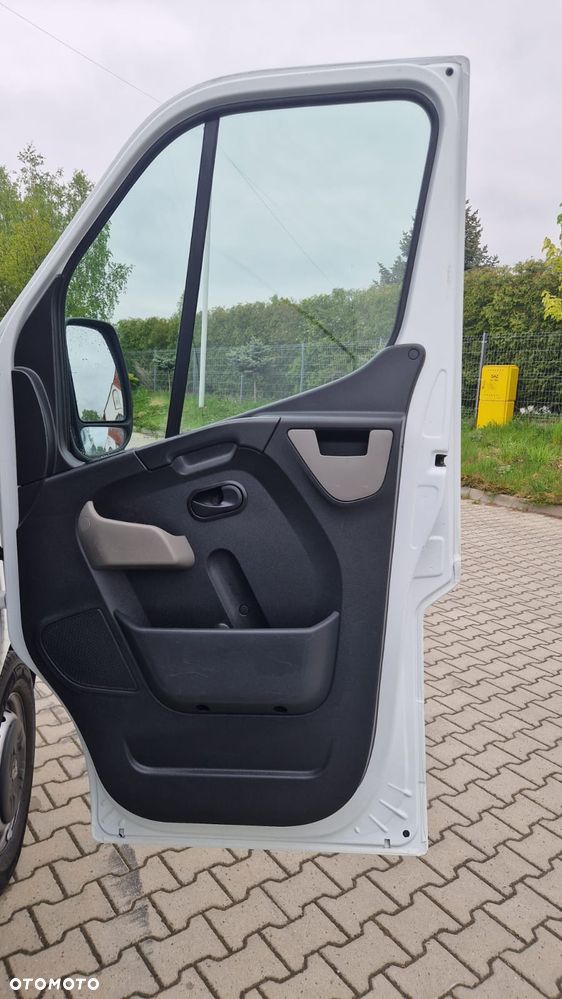 Renault MASTER L2H2 FULL OPCJA Klima Elektryka Tempomat Navi Radar Furgon 3os Serwis - 12