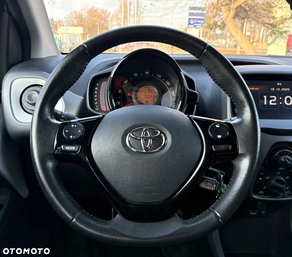 Toyota Aygo 1.0 VVT-i Color Edition - 12