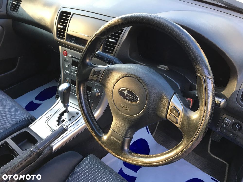 Subaru Legacy - 21