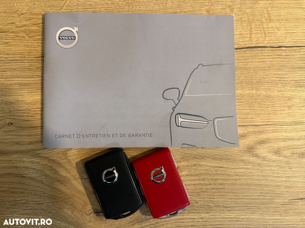 Volvo XC 40 D4 AWD Momentum Pro - 16