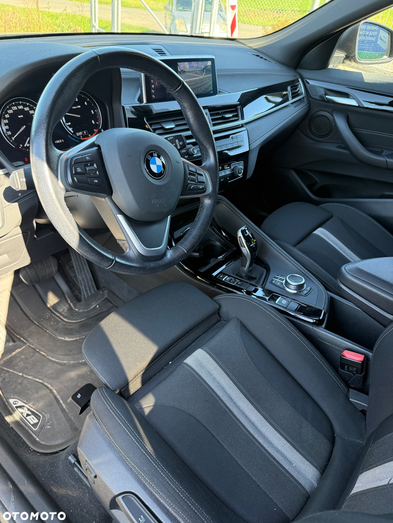 BMW X2 - 12