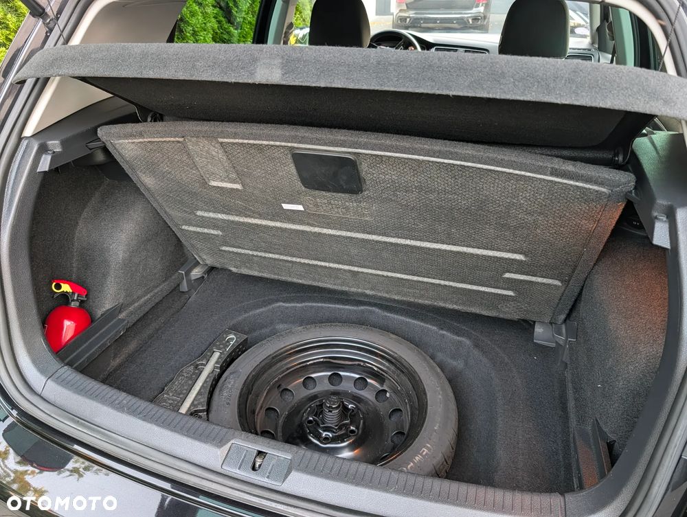Volkswagen Golf - 19