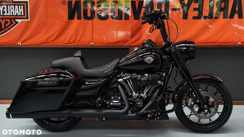 Harley-Davidson Touring Road King - 2