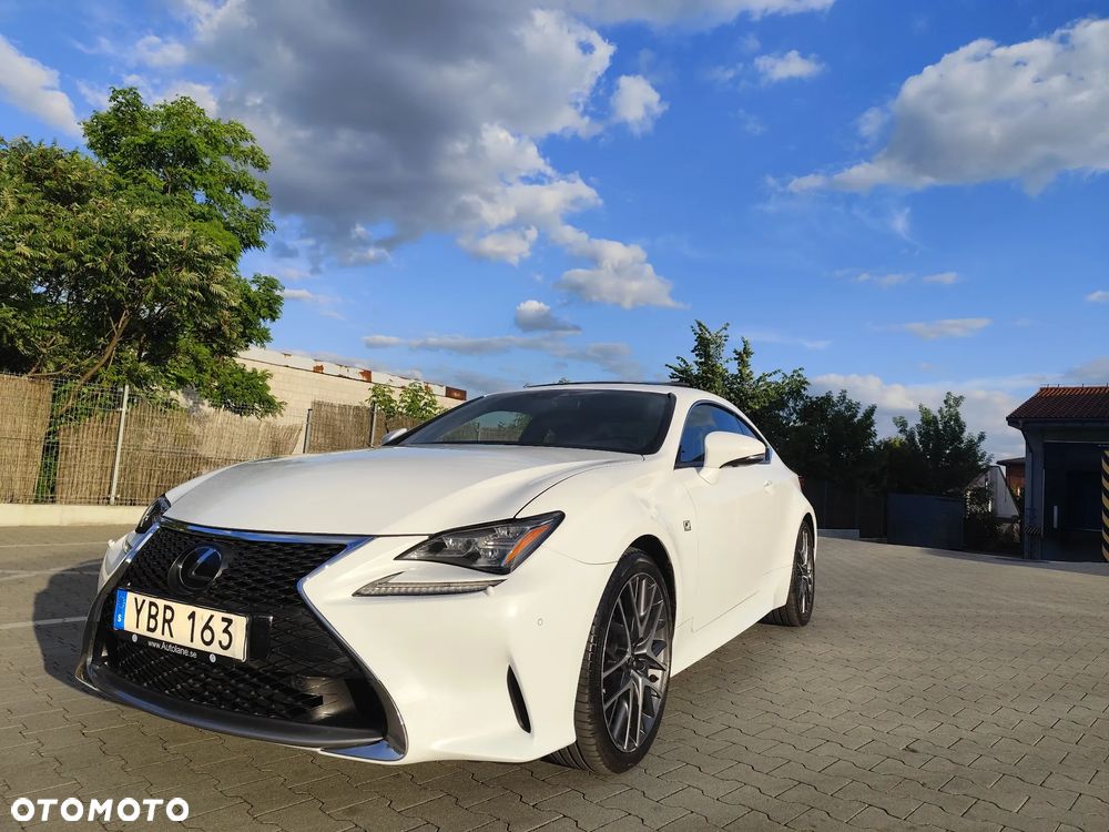 Lexus RC 200t / 300 F Sport - 9