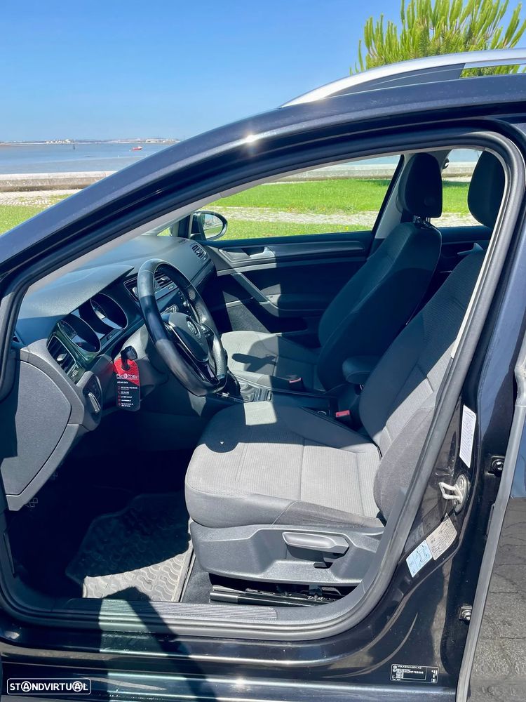 VW Golf Variant 1.6 TDi Confortline - 6