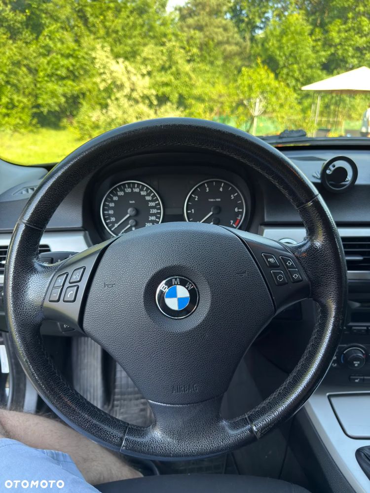 BMW Seria 3 - 8