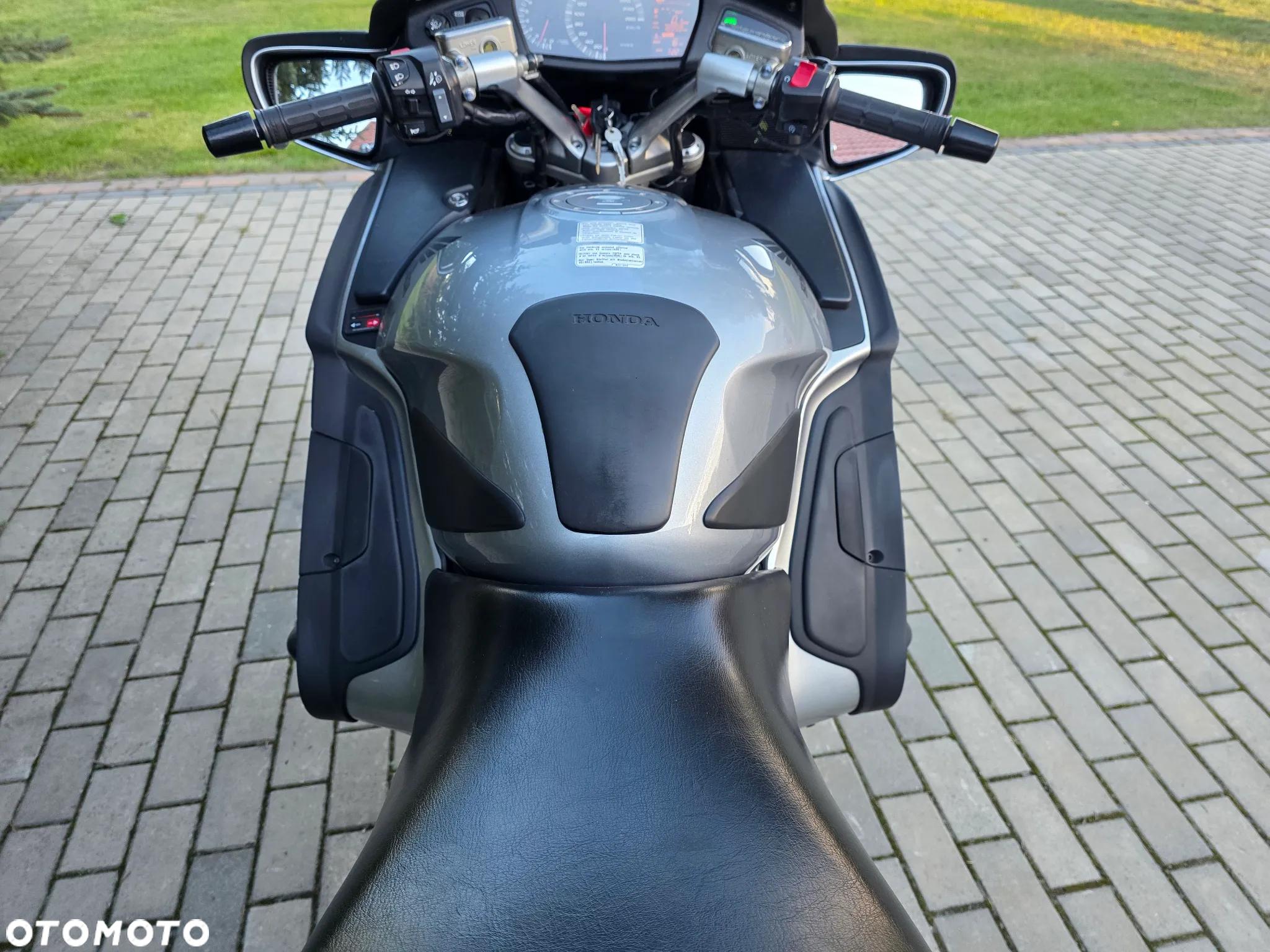 Honda ST - 24