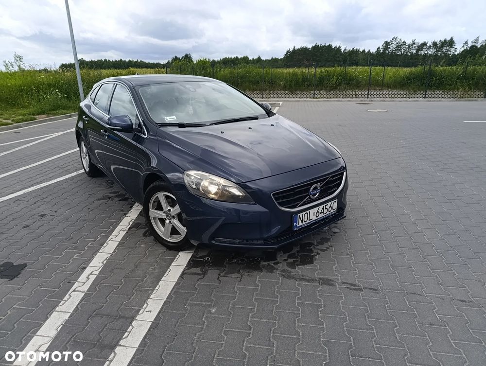 Volvo V40 D2 Momentum - 20
