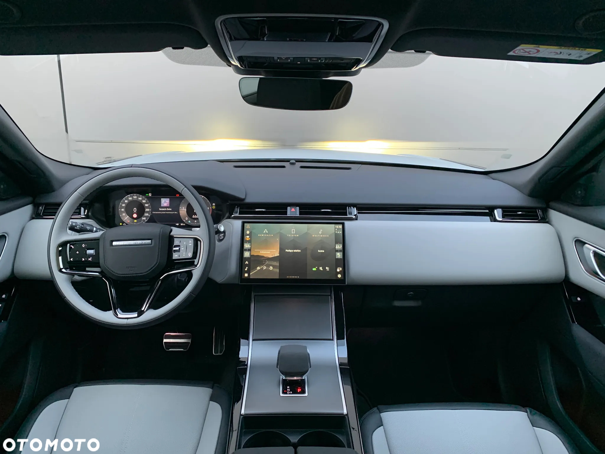 Land Rover Range Rover Velar D200 R-Dynamic SE - 13