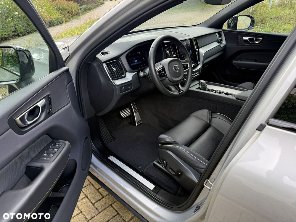 Volvo XC 60 B4 B R-Design - 6