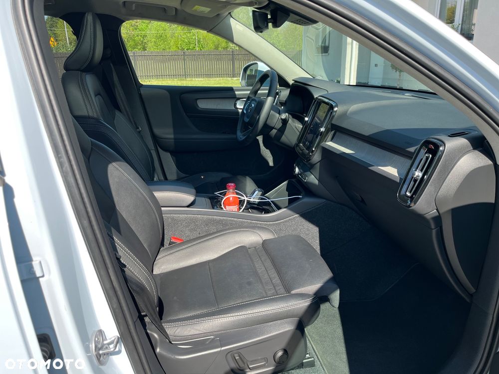 Volvo XC 40 B5 B AWD Ultimate Bright - 29