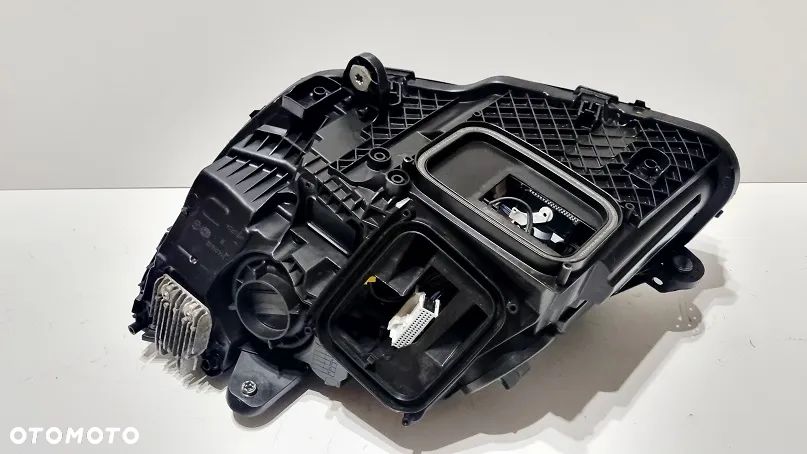 REFLEKTOR PRAWY FULL LED MERCEDES W 205 LIFT MULTIBEAM EUROPA - 6