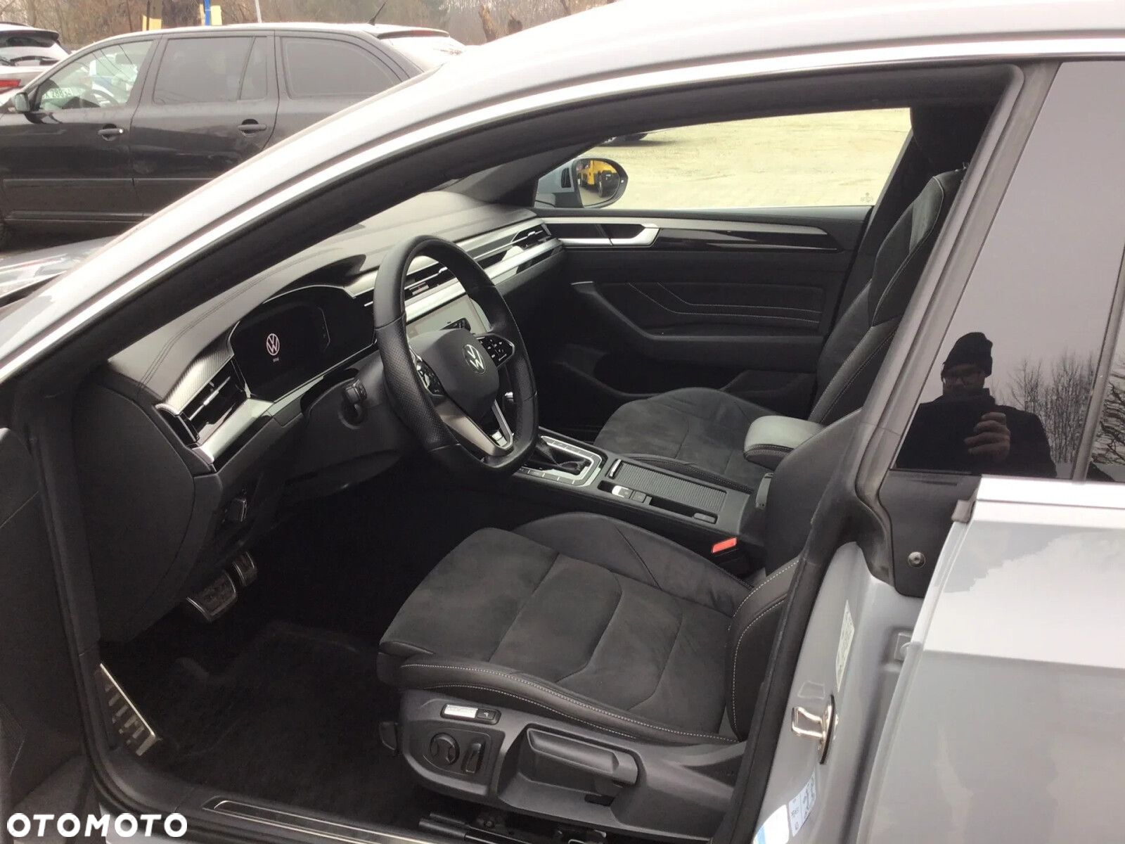 Volkswagen Arteon 2.0 TDI 4Motion R-Line DSG - 25