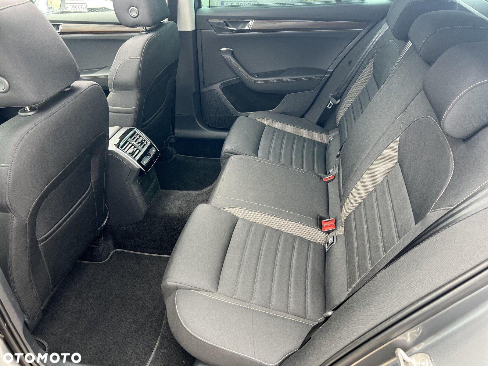 Skoda Superb 2.0 TDI SCR 4x4 Scout DSG - 13