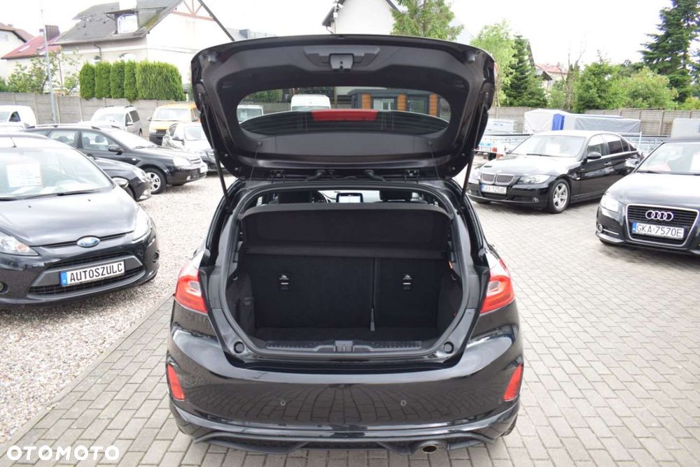Ford Fiesta - 12
