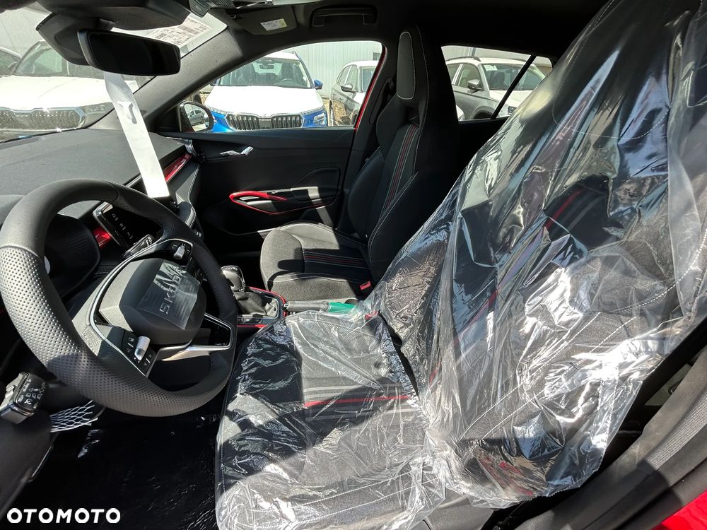 Skoda Fabia 1.0 TSI Monte Carlo DSG - 12