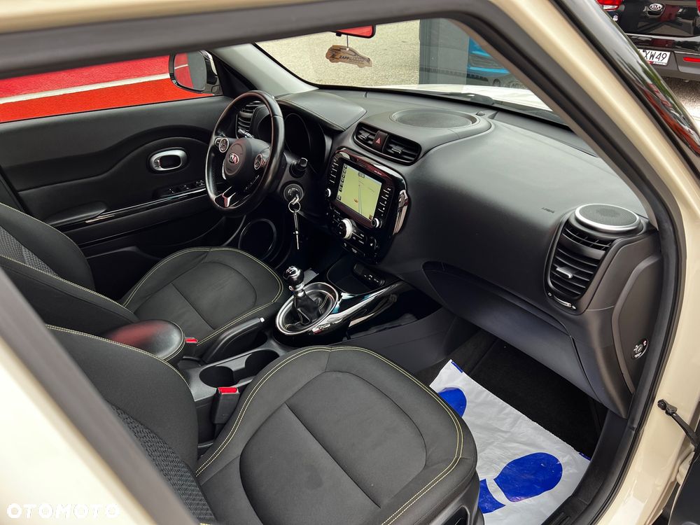 Kia Soul 1.6 CRDI Attract - 30