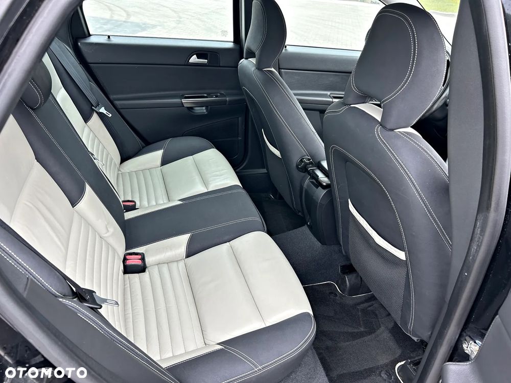 Volvo S40 2.0 R-Design Euro5 - 11
