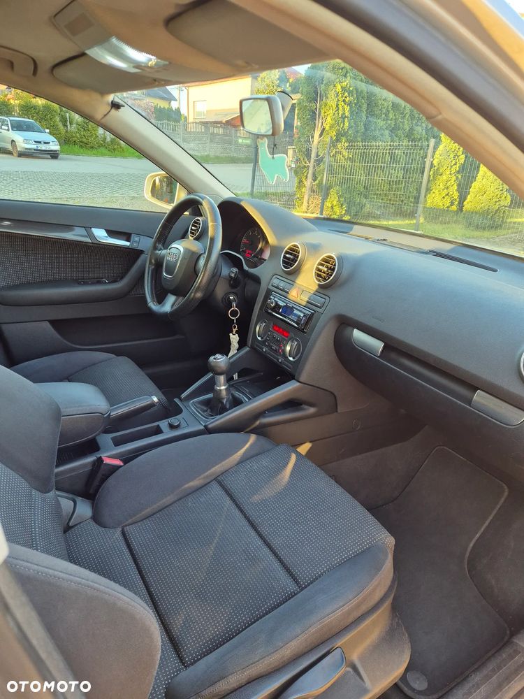 Audi A3 Sportback 2.0 TDI Ambition - 14