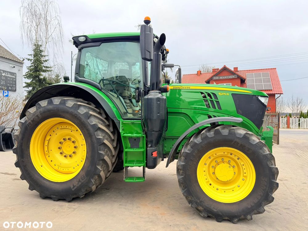 John Deere 6215R - 4