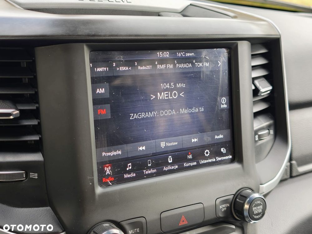 RAM 1500 5.7 Crew Cab Bighorn - 24