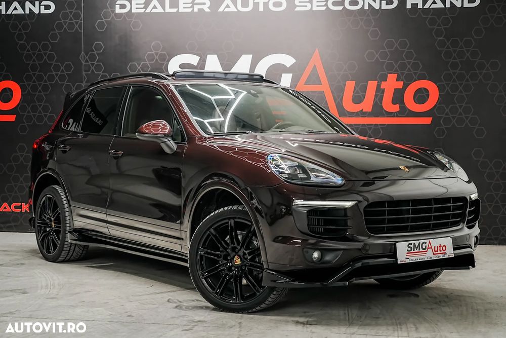 Porsche Cayenne 3.0 L - 1