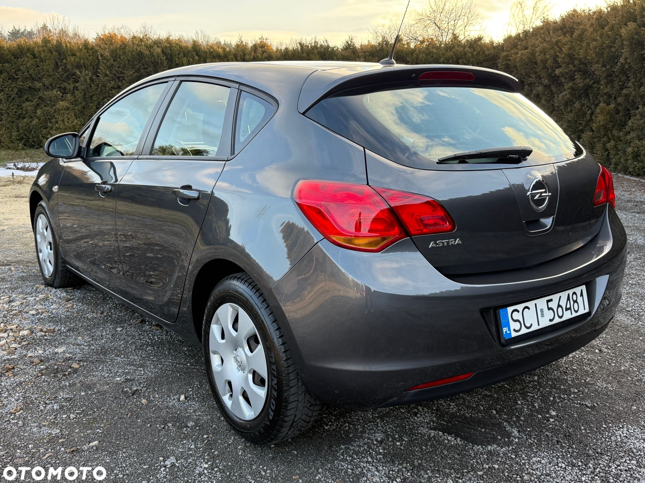 Opel Astra IV 1.6 Cosmo - 29