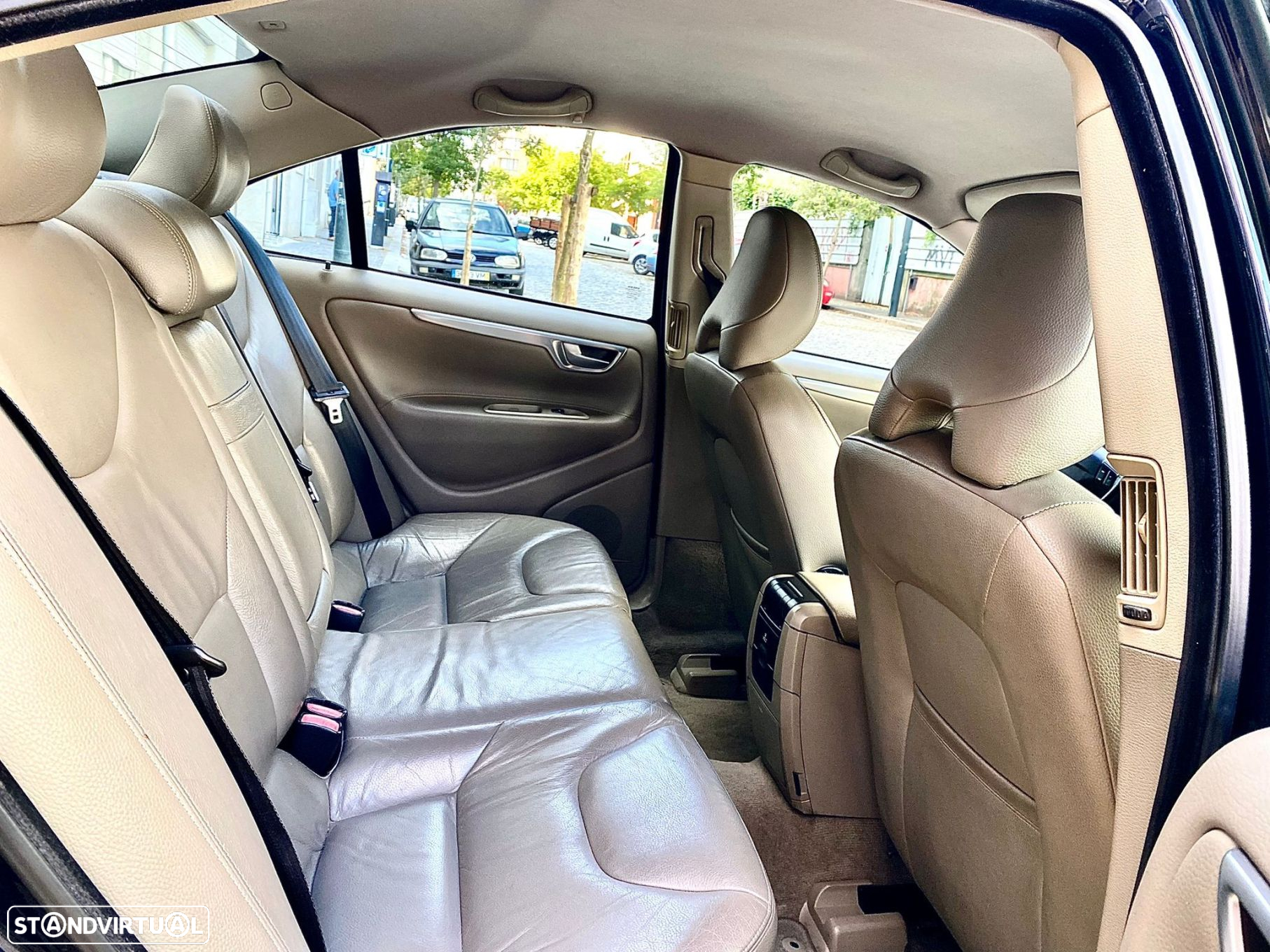 Volvo S60 2.4 D5 - 26