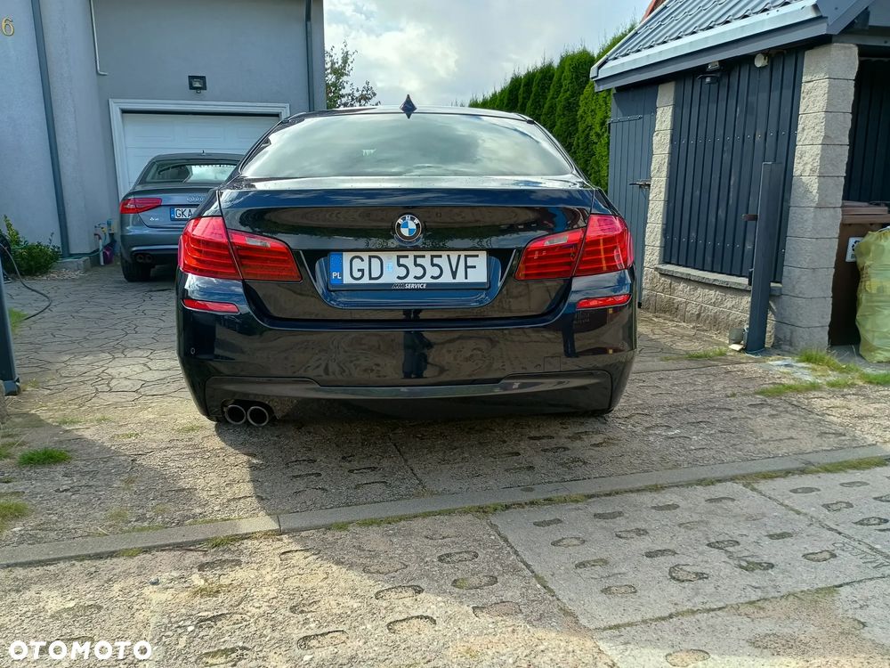 BMW Seria 5 525d xDrive - 6