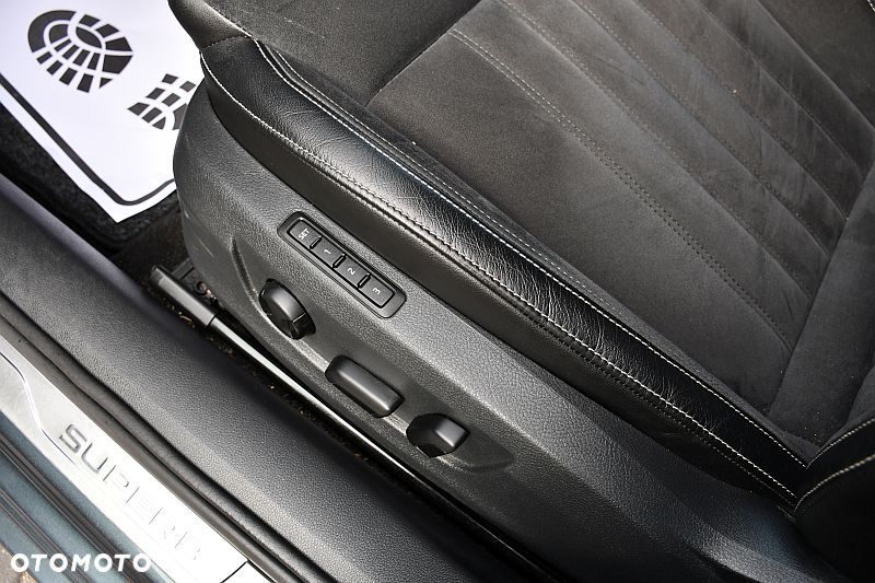 Skoda Superb 2.0 TDI DSG Style - 12