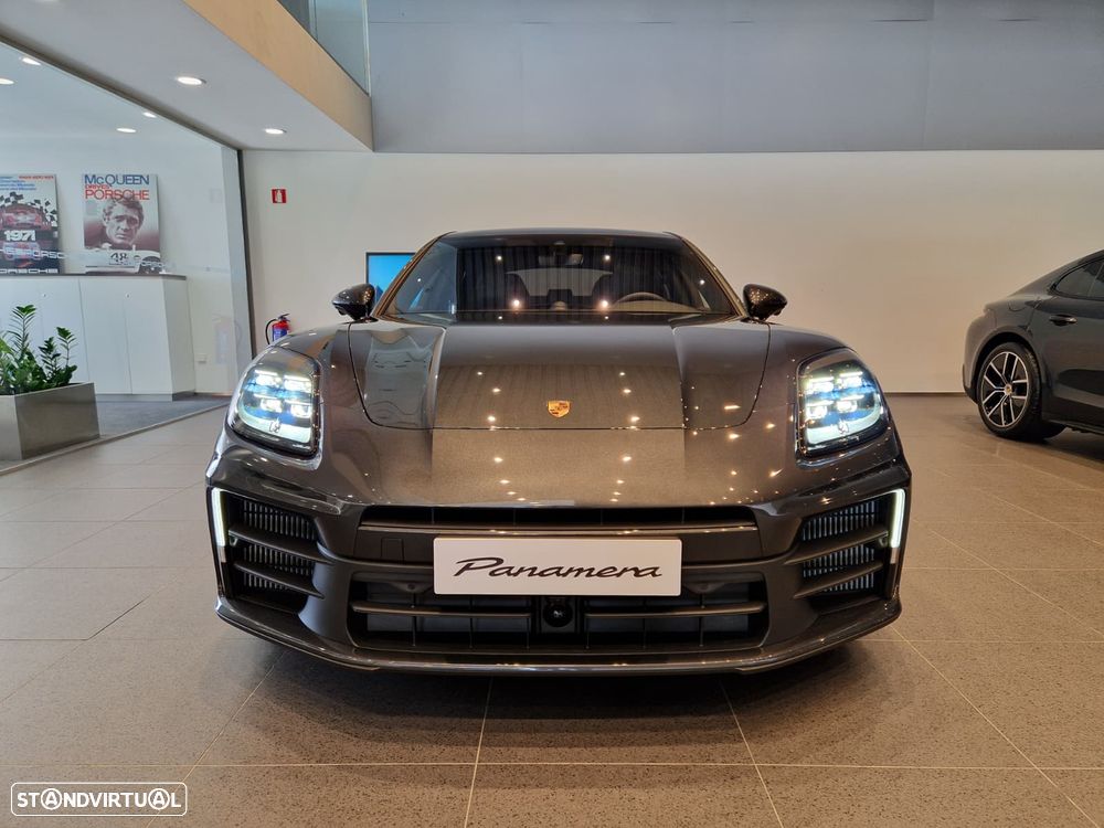 Porsche Panamera 4 E-Hybrid - 9