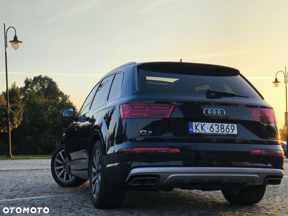 Audi Q7 3.0 TDI Quattro Tiptr - 6