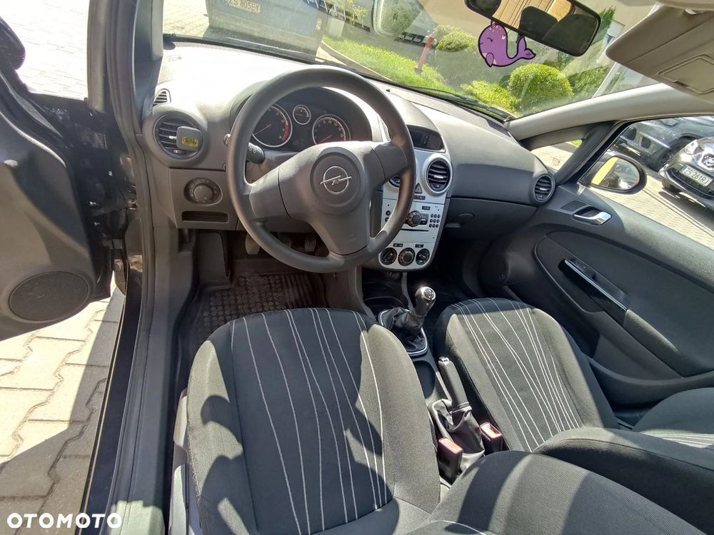 Opel Corsa 1.4 16V Enjoy - 12