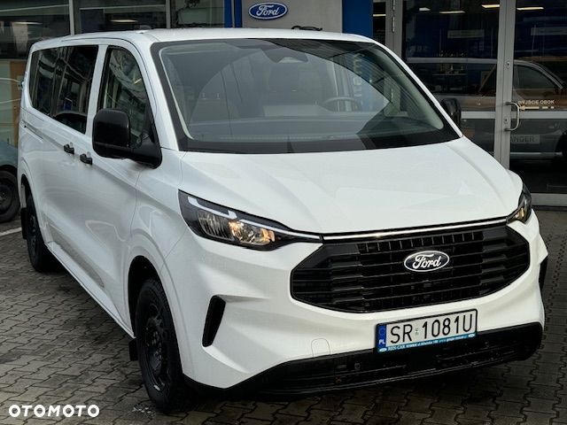 Ford Custom Kombi L2