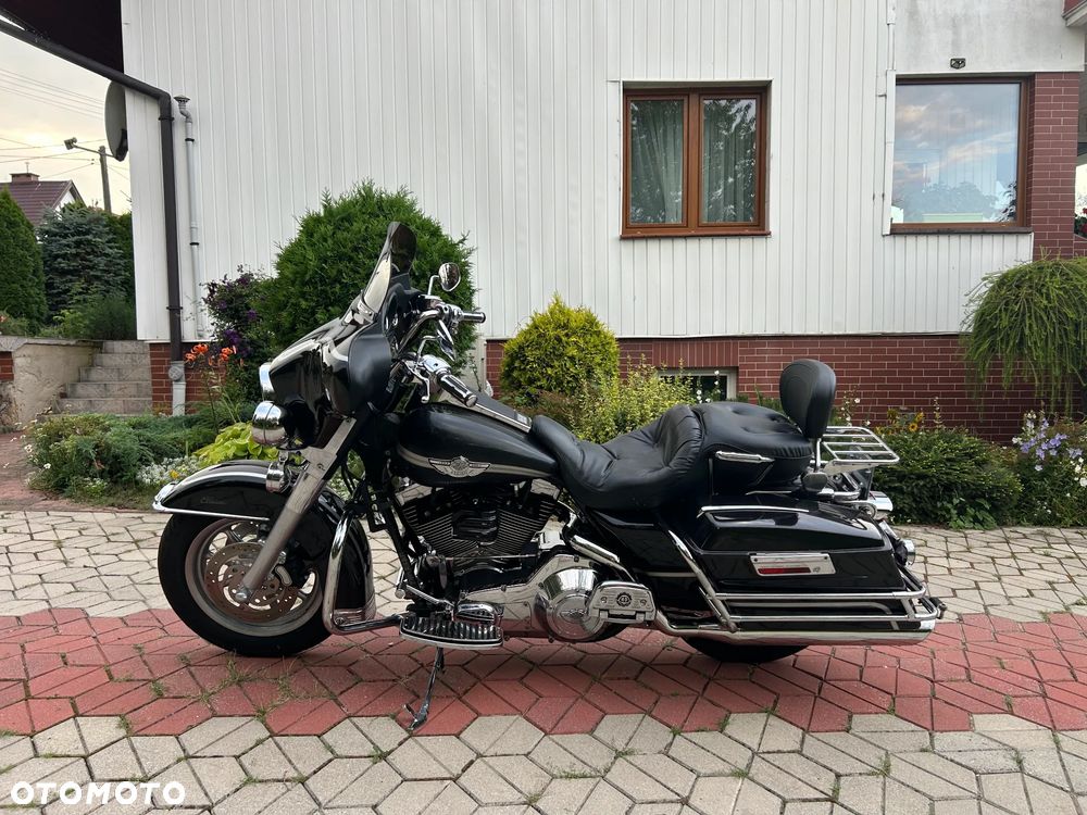 Harley-Davidson FLH Electra Glide - 23